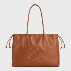 cabas drawstring cuir triomphe in Smooth Calfskin