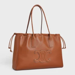 cabas drawstring cuir triomphe in Smooth Calfskin