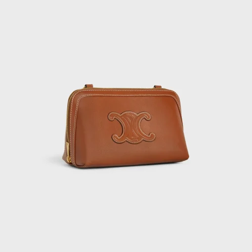 Clutch on Chain Cuir triomphe in smooth calfskin