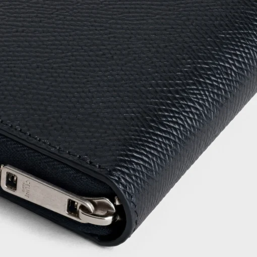 Large zipped wallet in Grained calfskin