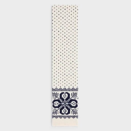 scarf in fair isle wool