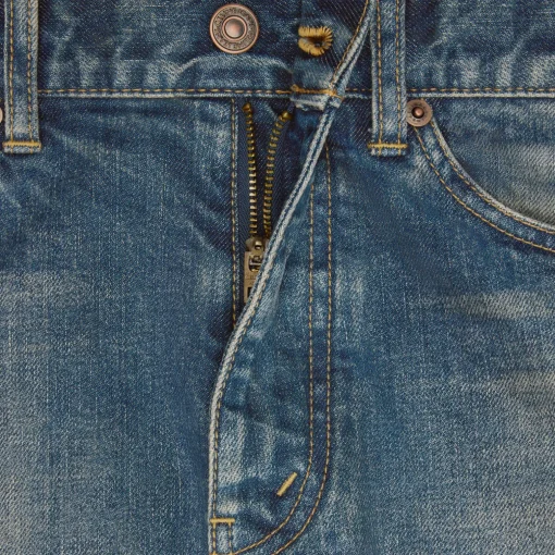 skinny jeans in trail wash denim
