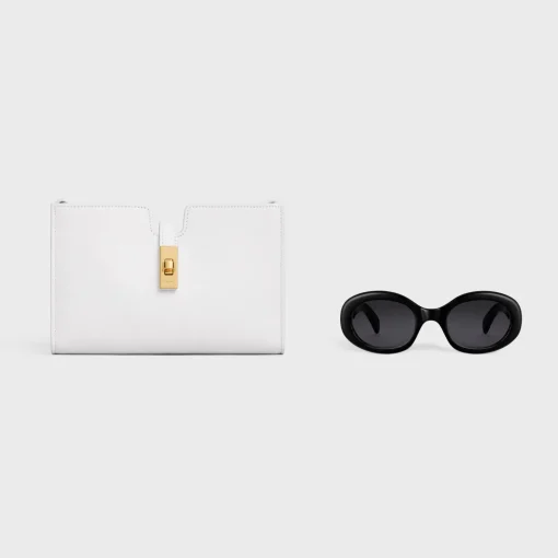 16 STRAP POCHETTE in SUPPLE CALFSKIN