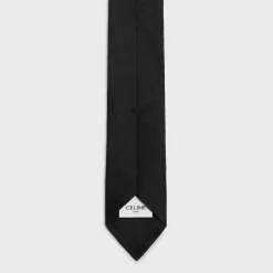 thin tie in textured silk