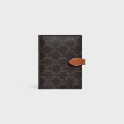 Travel kit in Triomphe Canvas and calfskin