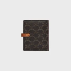 Travel kit in Triomphe Canvas and calfskin