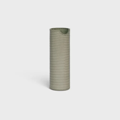 TRAVEL SPRAY Case in LIZARD