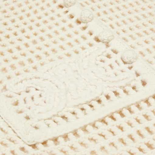 triomphe baja in crocheted wool