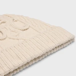 triomphe beanie in aran cashmere and wool