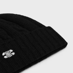 triomphe cable-knit beanie in cashmere