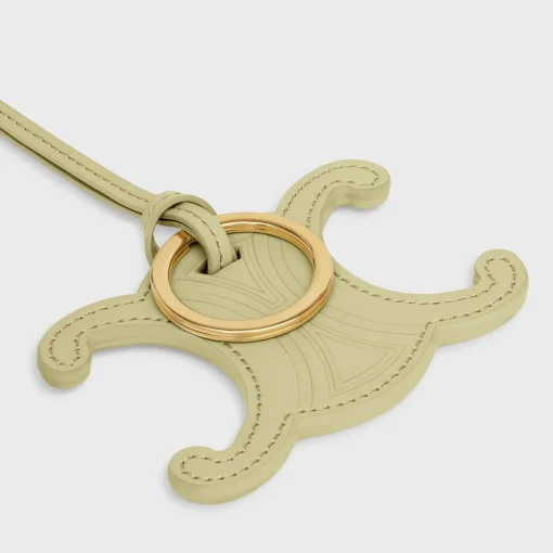 TRIOMPHE KEYRING CHARM IN SMOOTH CALFSKIN