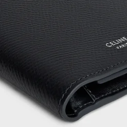 Vertical Wallet with Coin Compartment in grained calfskin